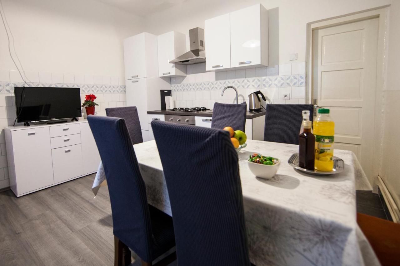 Apartman Kuca 150 Mala Subotica ภายนอก รูปภาพ