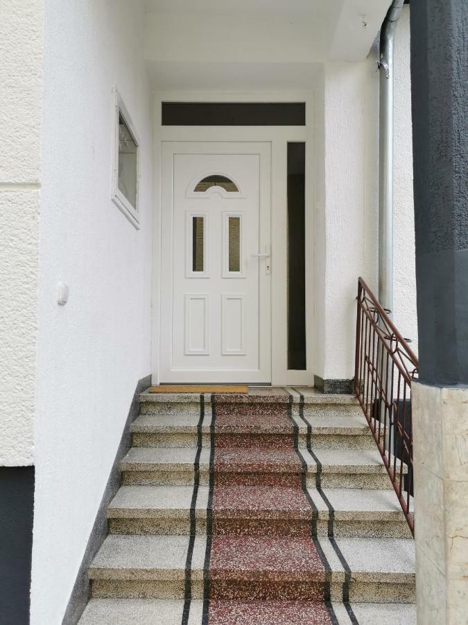 Apartman Kuca 150 Mala Subotica ภายนอก รูปภาพ